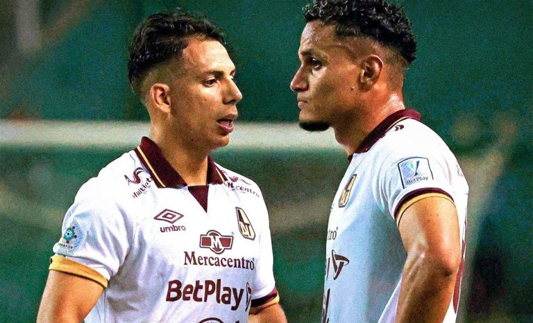 Álex Castro dio la cara tras 'comerse' insólita acción de gol en el empate (1-1) entre DEPORTES TOLIMA y Deportivo Cali: "Me quedo con ese sinsabor"