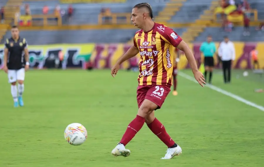 Álex Castro y esperado regreso: después de 1.340 días volvió a jugar con DEPORTES TOLIMA; entró en el 1-1 ante Águilas