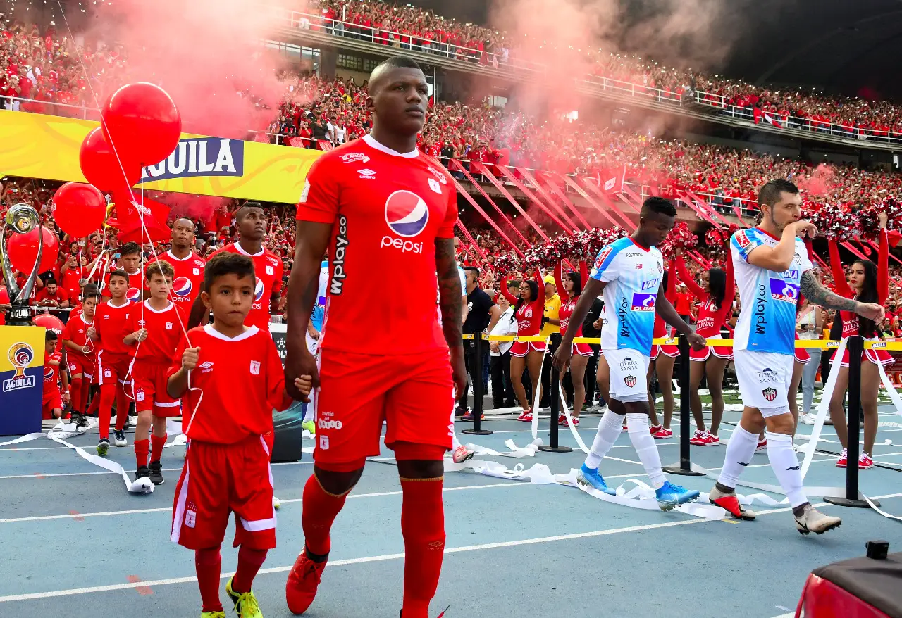 DEPORTES TOLIMA tendría nuevo defensa central: es bicampeón del FPC y viejo conocido de Juan Cruz Real