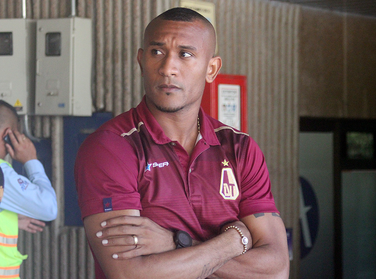 Con Ángelo Rodríguez a bordo, DEPORTES TOLIMA partió a Medellín en búsqueda de la segunda estrella