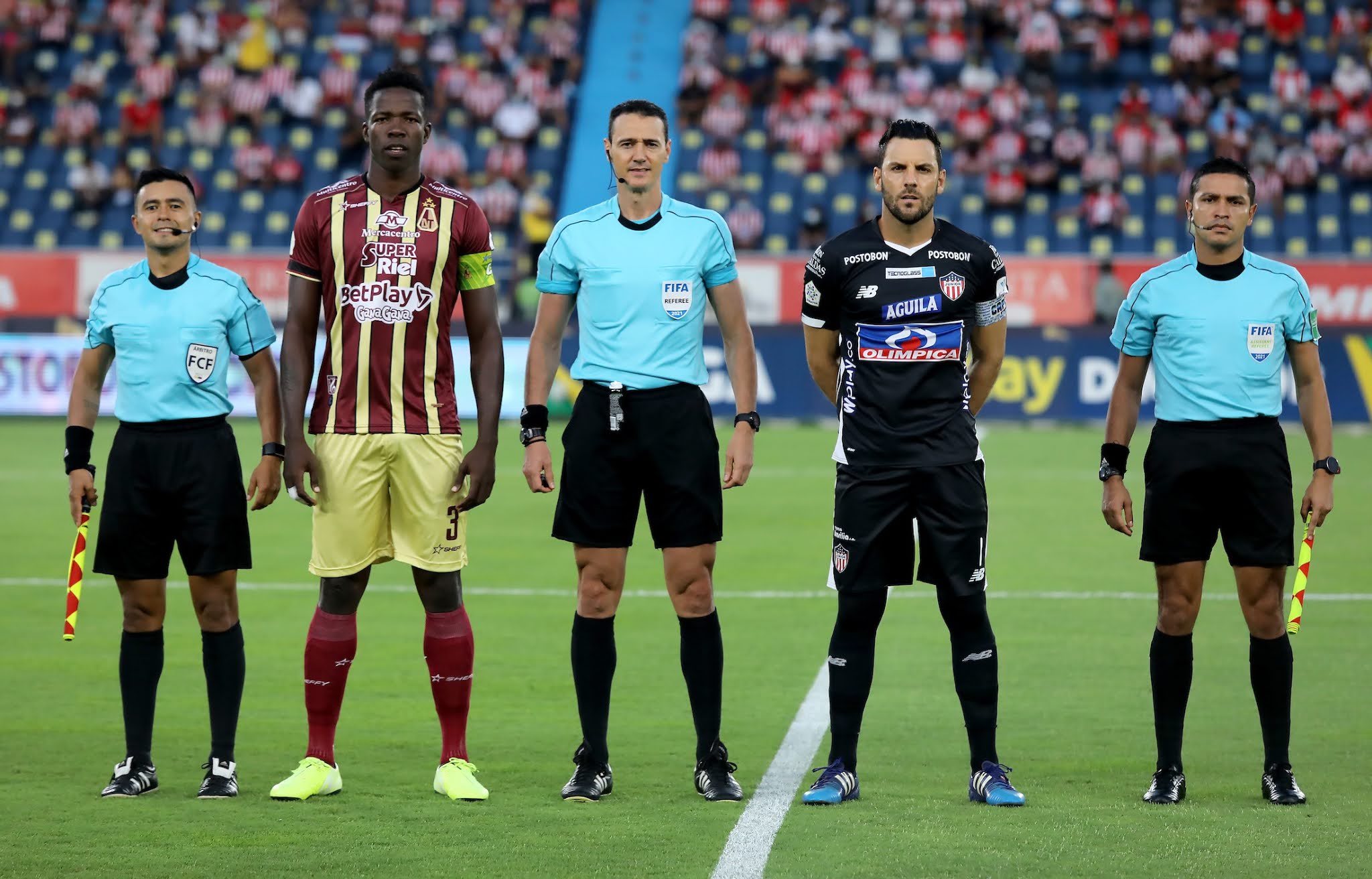 ¡De toma y dame! La galería del emocionante empate entre DEPORTES TOLIMA y Junior en el Metropolitano, por la Liga BetPlay 2 2021