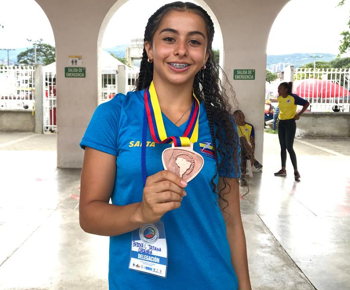 Tatiana Bedoya: Bronce 'Pijao' en Sudamericano de Atletismo en Cali