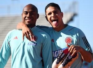 Lluvia de críticas contra Juan Felipe Cadavid, Steven Arce y César Augusto Londoño por incluir a Daniel Cataño en disputa del nuevo '10' de la Selección Colombia