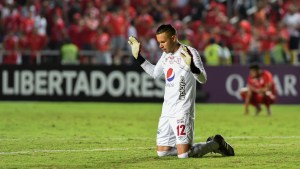 Chaux, convocado de emergencia por Queiroz para integrar la Selección Colombia, en reemplazo de David Ospina