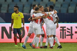 'Mar' de dudas en la Selección Colombia: Perdió ante Perú y deberá asegurar frente a Brasil su clasificación a los cuartos de final de la Copa América