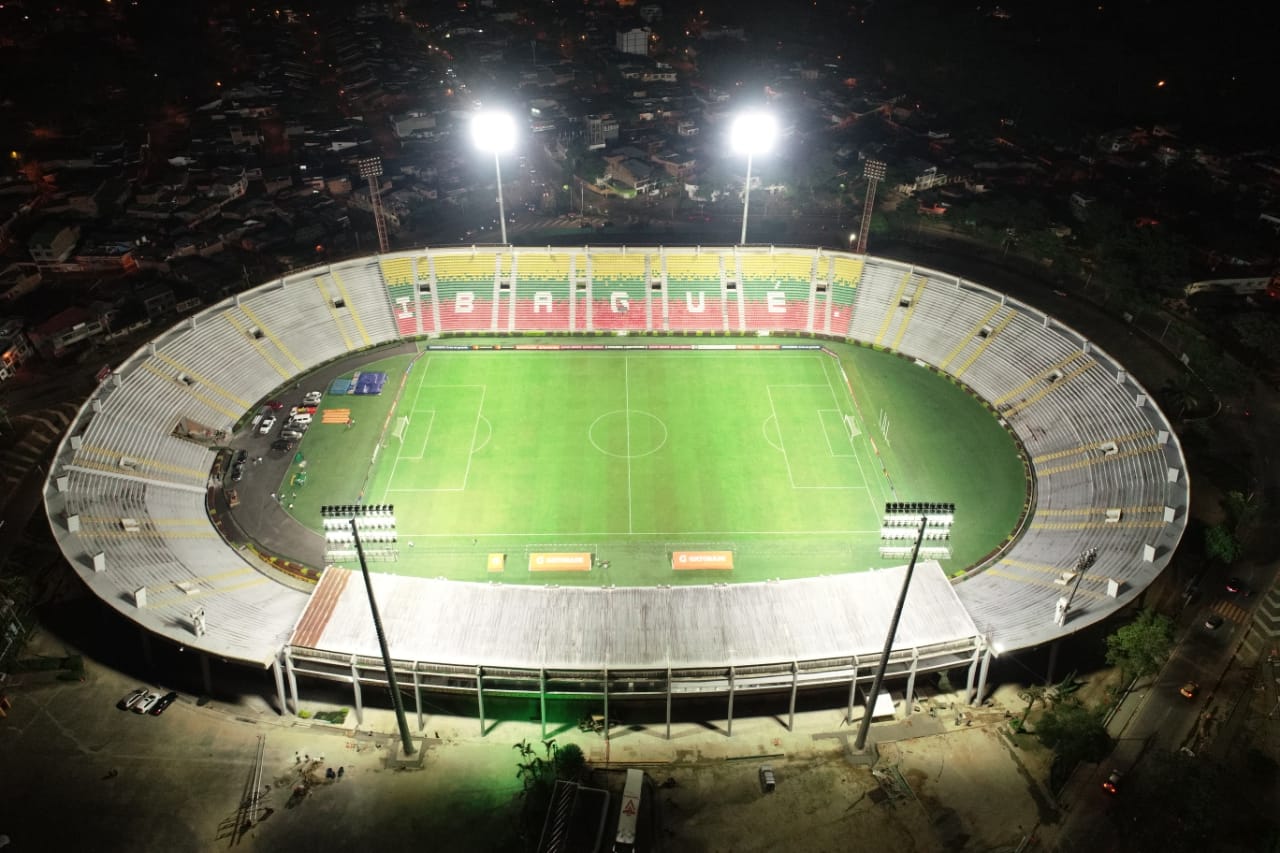Avanza reforzamiento de las luminarias del Murillo Toro, para el juego entre DEPORTES TOLIMA y Macará