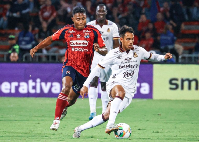 Crónica de un fracaso anunciado: DEPORTES TOLIMA reaccionó tarde y no pudo ir por el milagro; cayó sobre la hora en el DIM en el Atanasio Girardot