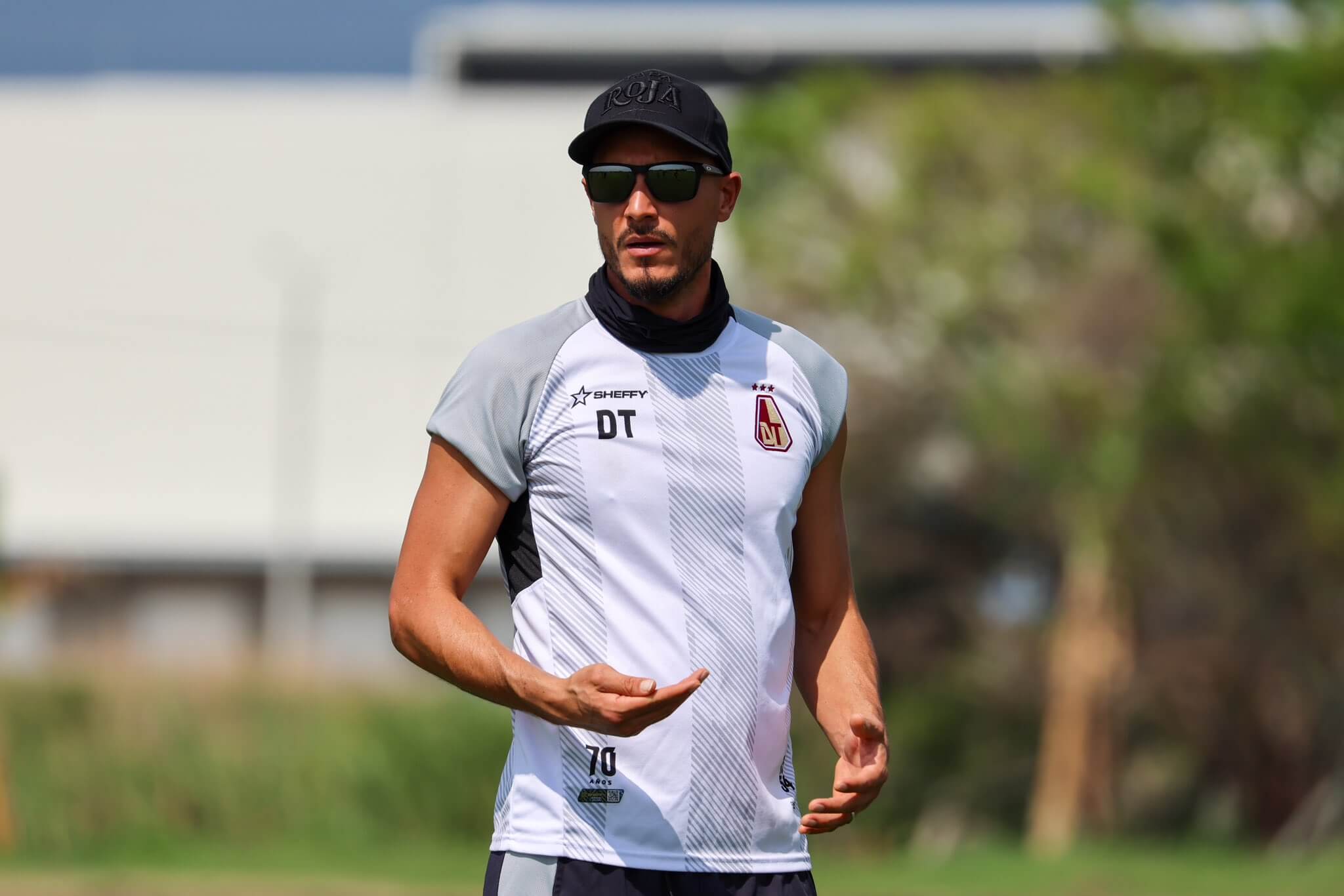 ¿David González activó el 'manual de excusas' tras la derrota del DEPORTES TOLIMA ante Deportivo Pasto? Así justificó el poner suplentes en el debut copero