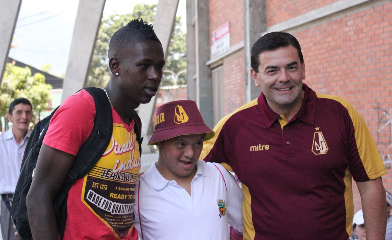 La postal: El DEPORTES TOLIMA con sus hinchas más especiales