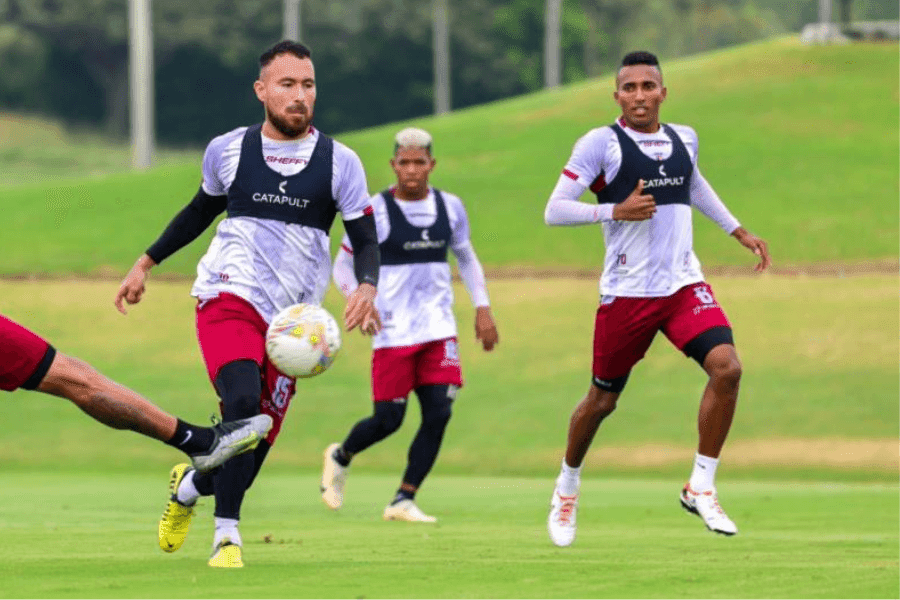 DEPORTES TOLIMA reveló pistas sobre su plantilla para el 2025, en el video de presentación de Ismael Rescalvo: ojo a los llamativos detalles