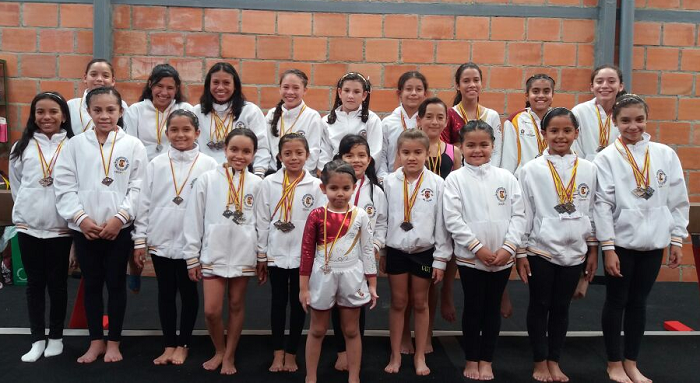Niñas gimnastas del Tolima compitieron con éxito en Sudamericano Interclubes en Bogotá