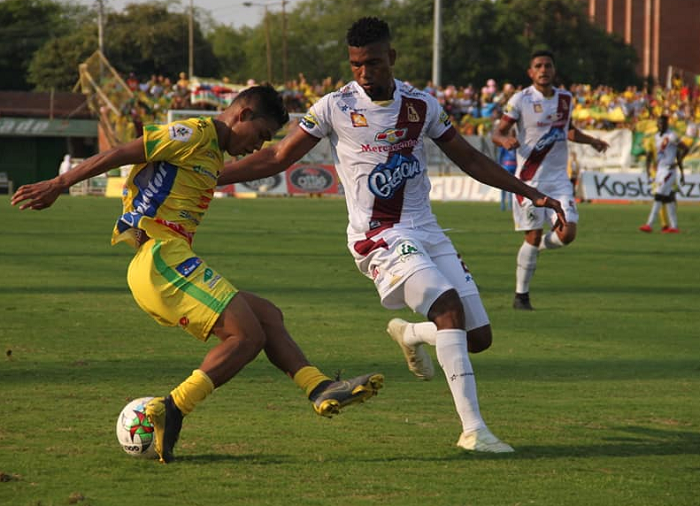 DEPORTES TOLIMA, por su segunda victoria consecutiva frente al Huila como visitante en la segunda era de Gamero