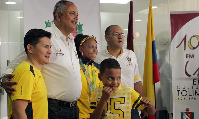 Íngrit Valencia ya está en Ibagué: La pugilista fue homenajeada por el Gobernador Barreto