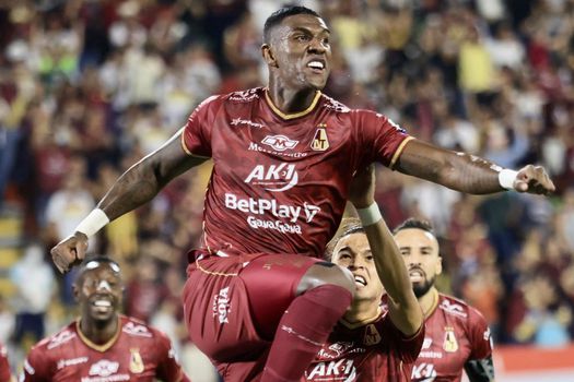 ¿Sergio Mosquera será jugador de Atlético Nacional? Lo último que se sabe del 'novelón' del aún defensa del DEPORTES TOLIMA