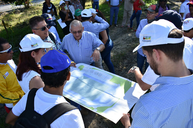 Contratistas entregaron diseños preliminares de los escenarios deportivos de Ibagué