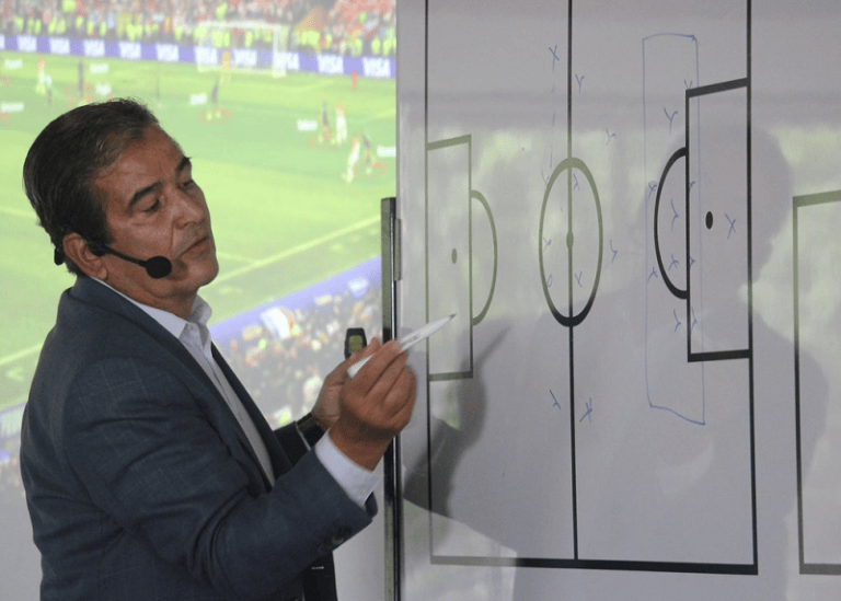 Jorge Luis Pinto volverá a dirigir en Colombia: Firmó como nuevo técnico de Millonarios
