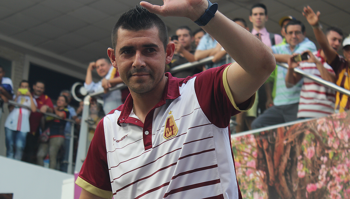 Joel Silva del DEPORTES TOLIMA, bajo observación: Volvieron las temibles dolencias en la espalda
