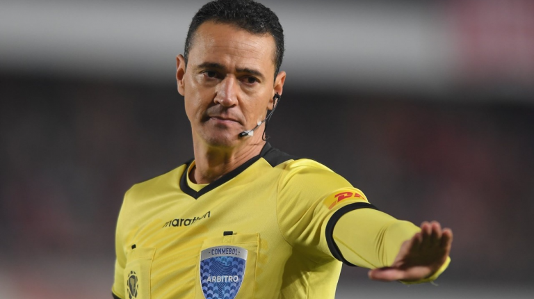 Wílmar Roldán: el elegido para impartir justicia en el partido entre DEPORTES TOLIMA y Junior, por la séptima fecha de la Liga BetPlay 2 2024