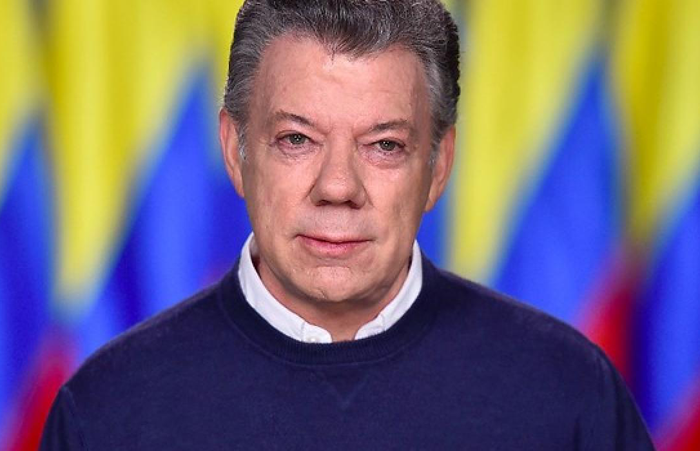 Santos le salió al paso a la andanada de críticas por reducción al presupuesto al deporte