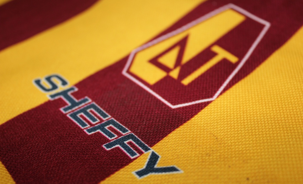 Sheffy no seguirá vistiendo al DEPORTES TOLIMA: homenaje a la marca sinónimo de gloria en el 'Pijao', estas fueron sus camisetas en su segunda era