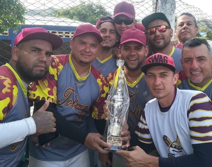 Pijaos, campeón del cuadrangular de Sóftbol Pez de Oro en Puerto Bogotá