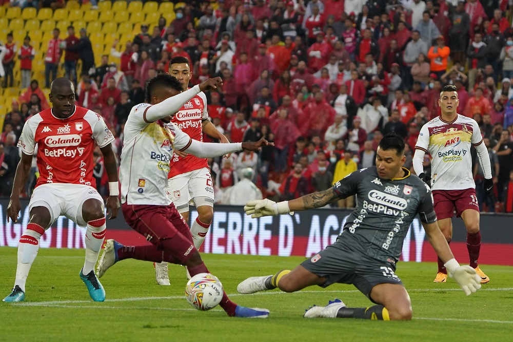 Doloroso revés en El Campín: DEPORTES TOLIMA no pudo con Santa Fe y sigue hundido en la Liga BetPlay 2 2022, cayó 2-1