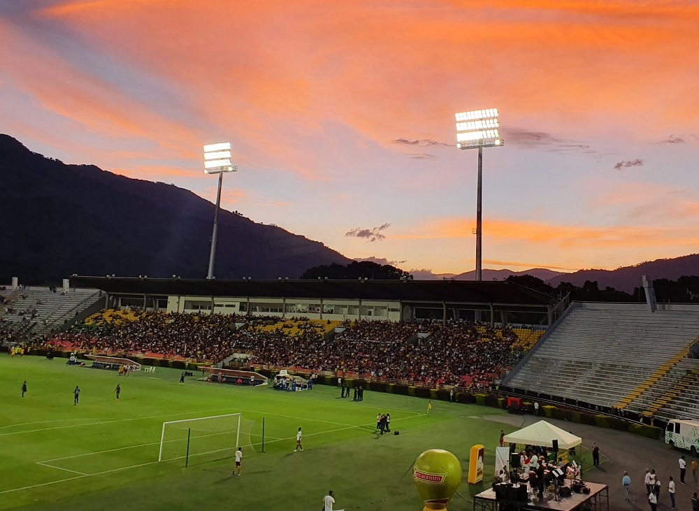 Agridulce celebración en el Murillo Toro: Un flojo DEPORTES TOLIMA dividió honores con Atlético Huila