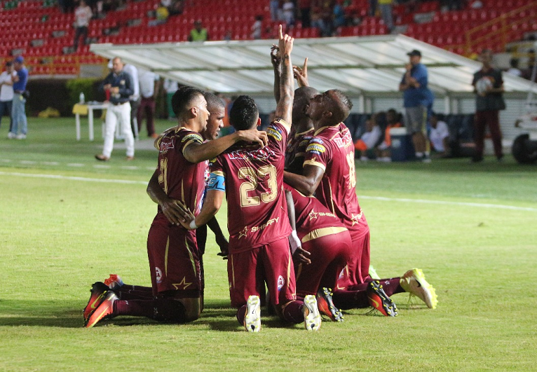 Sondeo: ¿Con cuántos puntos se clasificaría DEPORTES TOLIMA a los Play Offs de la Liga Águila 2 2017?