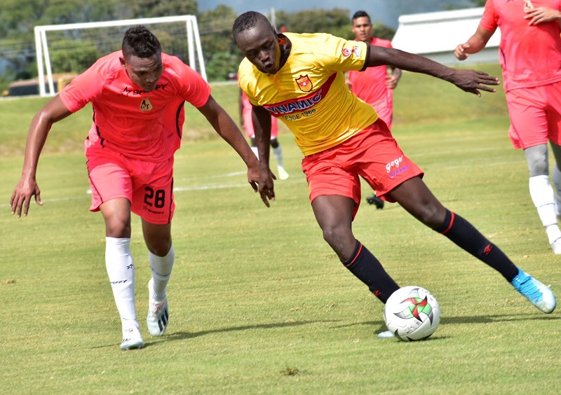 Con goles de Rojas y Rodríguez, DEPORTES TOLIMA apabulló a Bogotá F.C. en el primer fogueo de la pretemporada