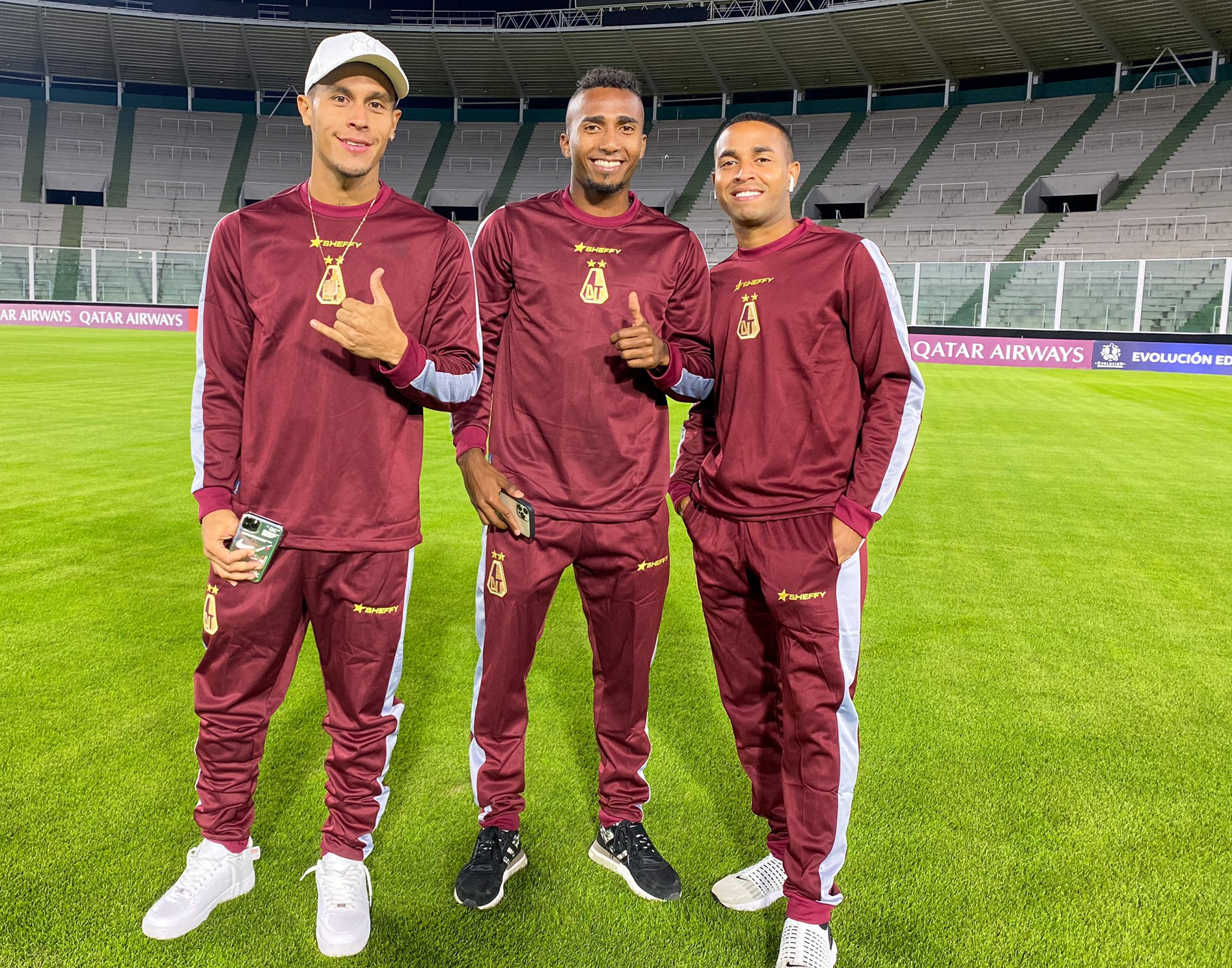 La 'tribu' ya pisó el Mario Alberto Kempes: Así fue el reconocimiento de campo del DEPORTES TOLIMA, para el choque ante Talleres