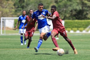 DEPORTES TOLIMA y Millonarios libran una dura lucha hasta en la Sub-20: vibrante choque en la Supercopa Juvenil de la FCF