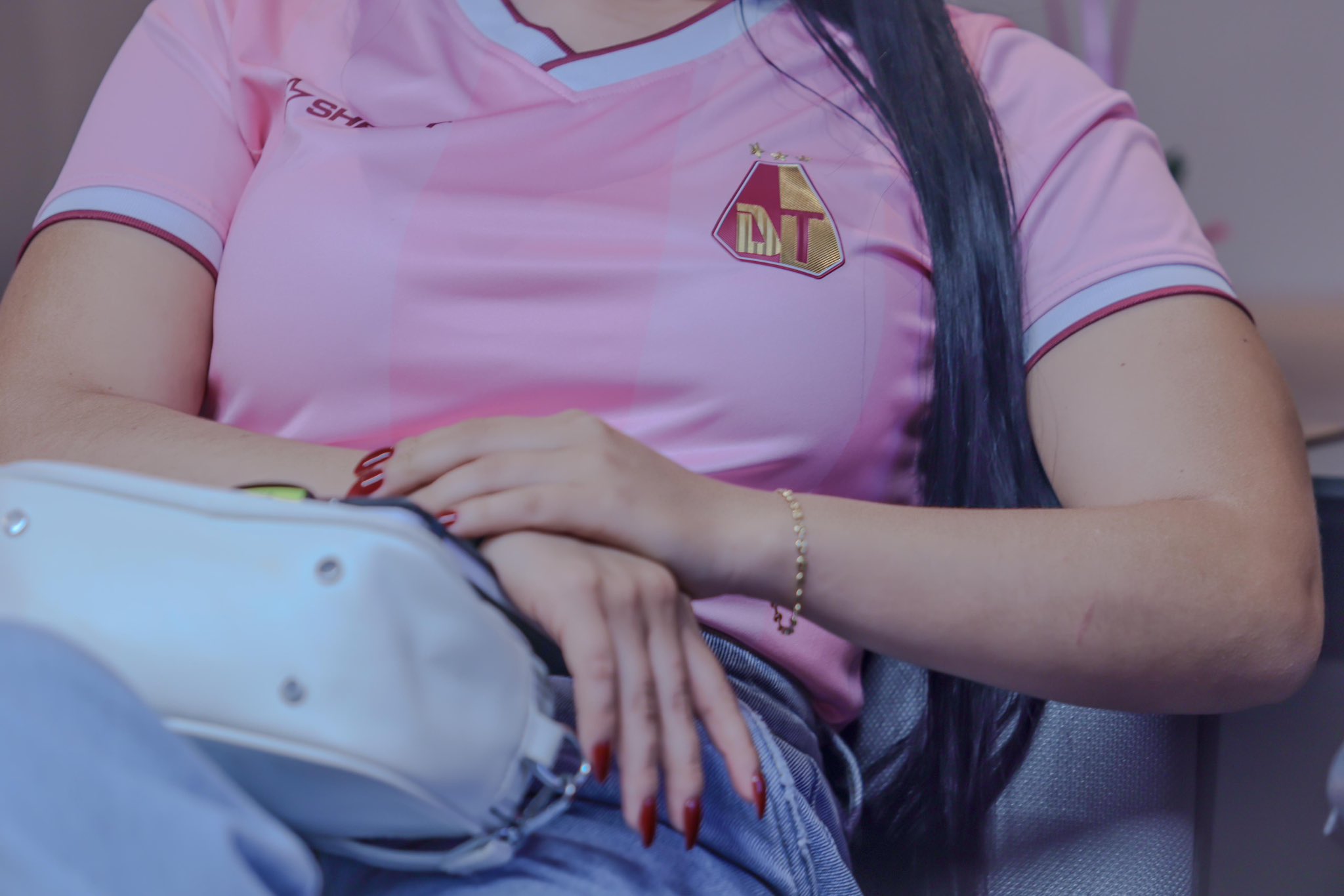 DEPORTES TOLIMA, antes de acabar el 2024, confirmó lo que ya era un 'secreto a voces': será vestido por la firma inglesa Umbro