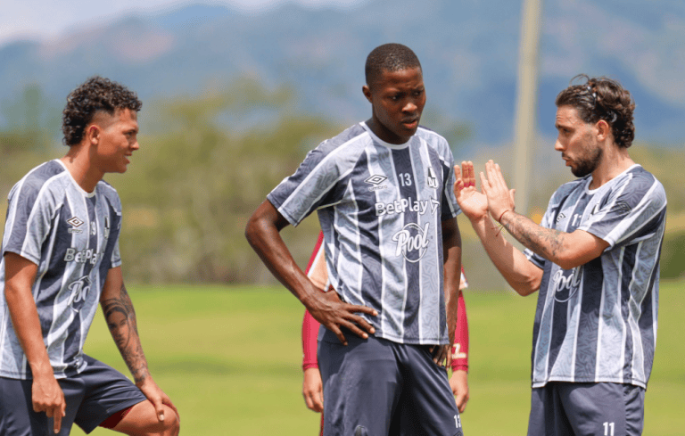 DEPORTES TOLIMA, sin misterios, confirmó sus 20 convocados para recibir al Atlético Nacional: la 'tribu' registrará novedades para ir por su tercer triunfo en línea