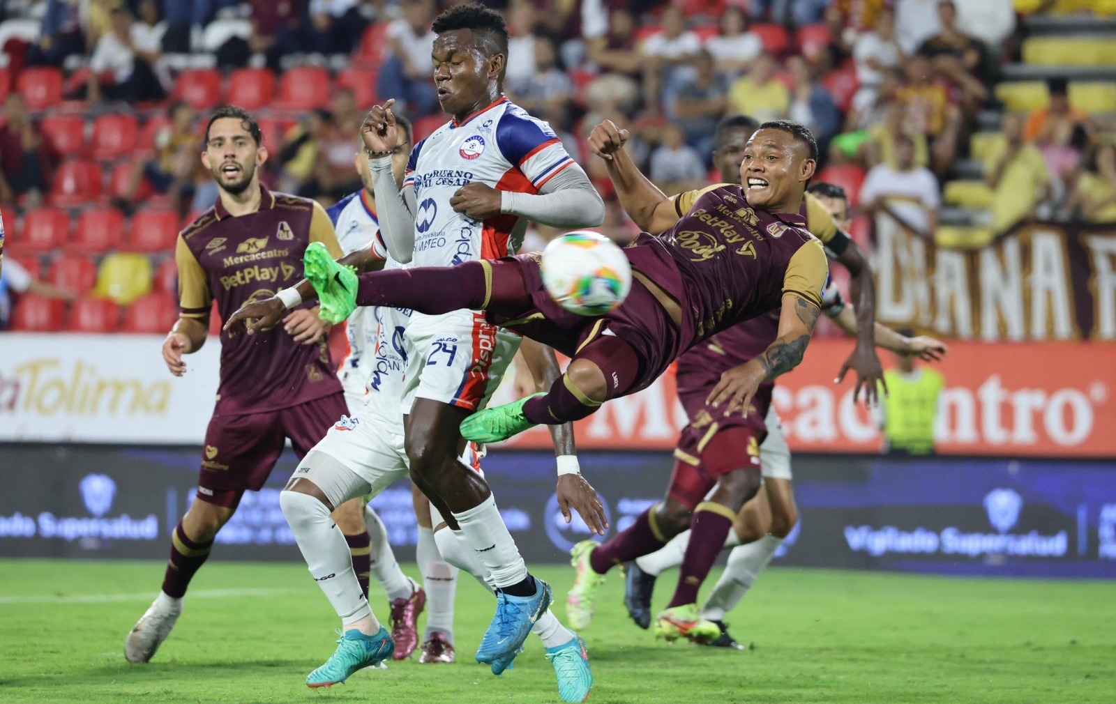 DEPORTES TOLIMA goleó al Alianza F.C. y continúa invicto en la era de Ismael Rescalvo: así fue la emotiva remontada 'Pijao' en el Murillo Toro