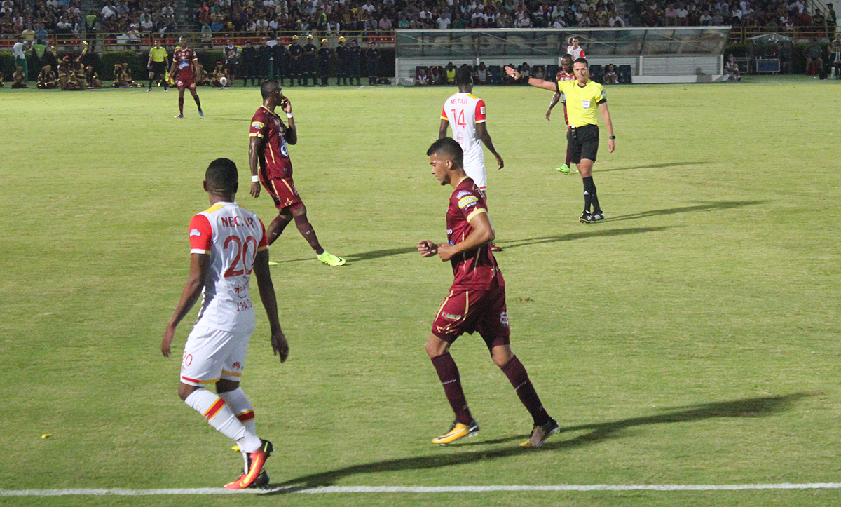 ¡Ahora o nunca! DEPORTES TOLIMA, a 'sacudirse' del dominio de Santa Fe en el Murillo Toro