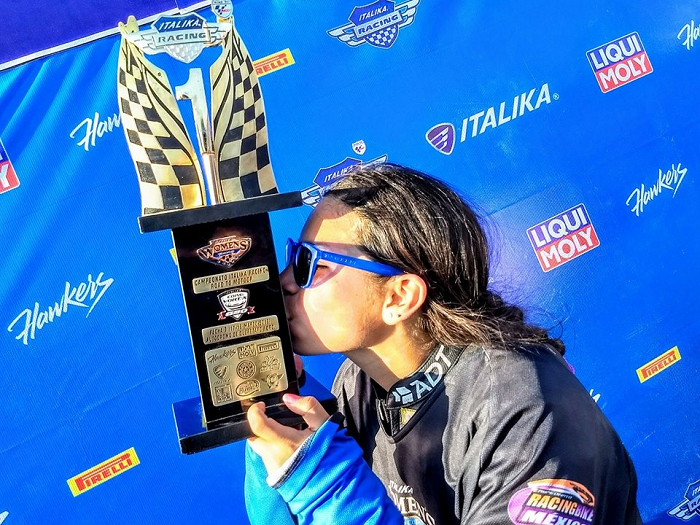 Valentina Martínez, ganadora de la primera válida del Mundial de Motociclismo en México