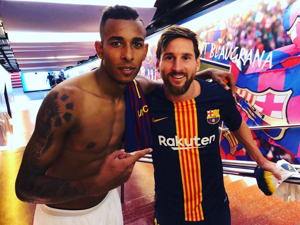 Sebastián Villa y el día soñado: Enfrentó y saludo a Lionel Messi en el Camp Nou