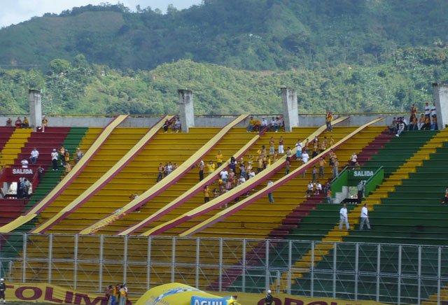 ¿Dónde están los "Hinchas Fieles"?