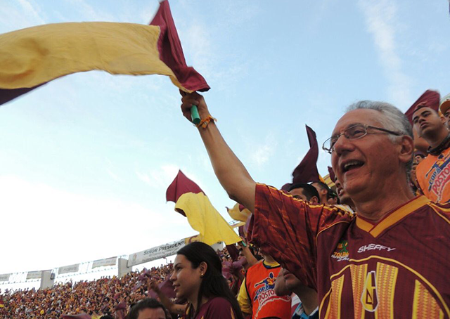 Jaramillo, el alcalde que prefirió alentar a su DEPORTES TOLIMA desde la popular