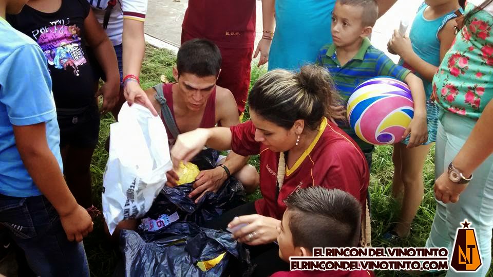 La Navidad Vinotinto continúa 'robando sonrisas' a los niños de Ibagué
