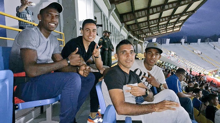 Jugadores del DEPORTES TOLIMA disfrutaron del 3-1 de Huila a Junior en el Murillo Toro