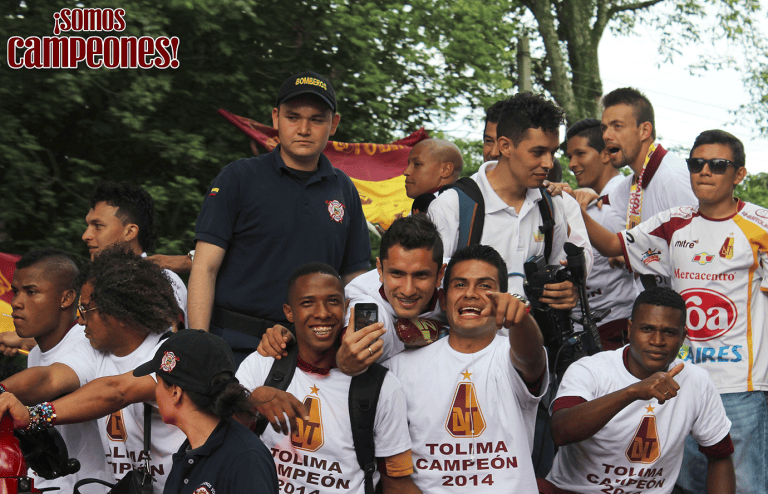 ¡Imperdible! Así fue la caravana de celebración del DEPORTES TOLIMA campeón de la Copa Postobón