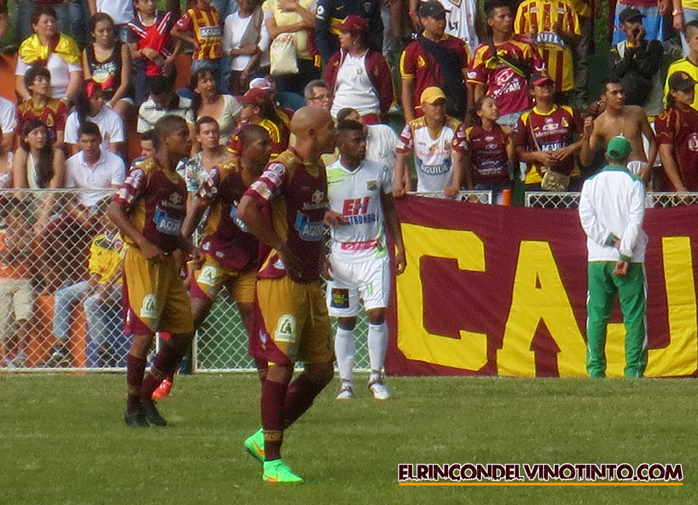 ¡El campeón sigue en carrera!: DEPORTES TOLIMA 3-3 Huila