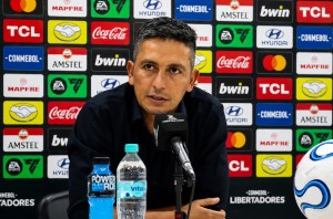 Sebastián Oliveros, técnico del Deportes Tolima